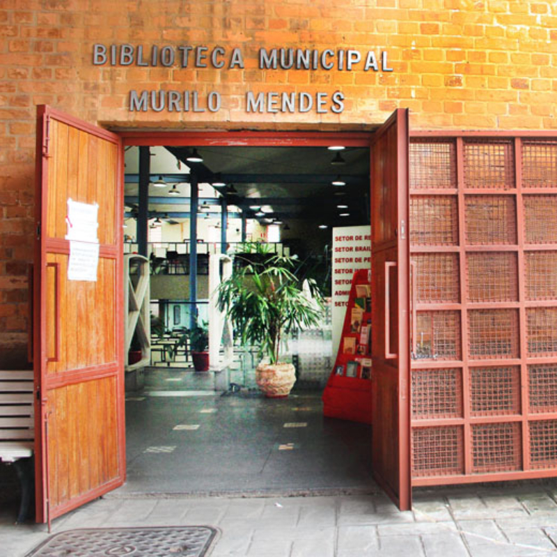 Biblioteca Municipal Murilo Mendes em Juiz de Fora